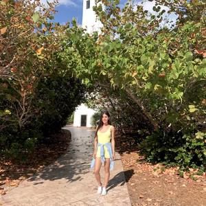 Meet your Posher, Frances